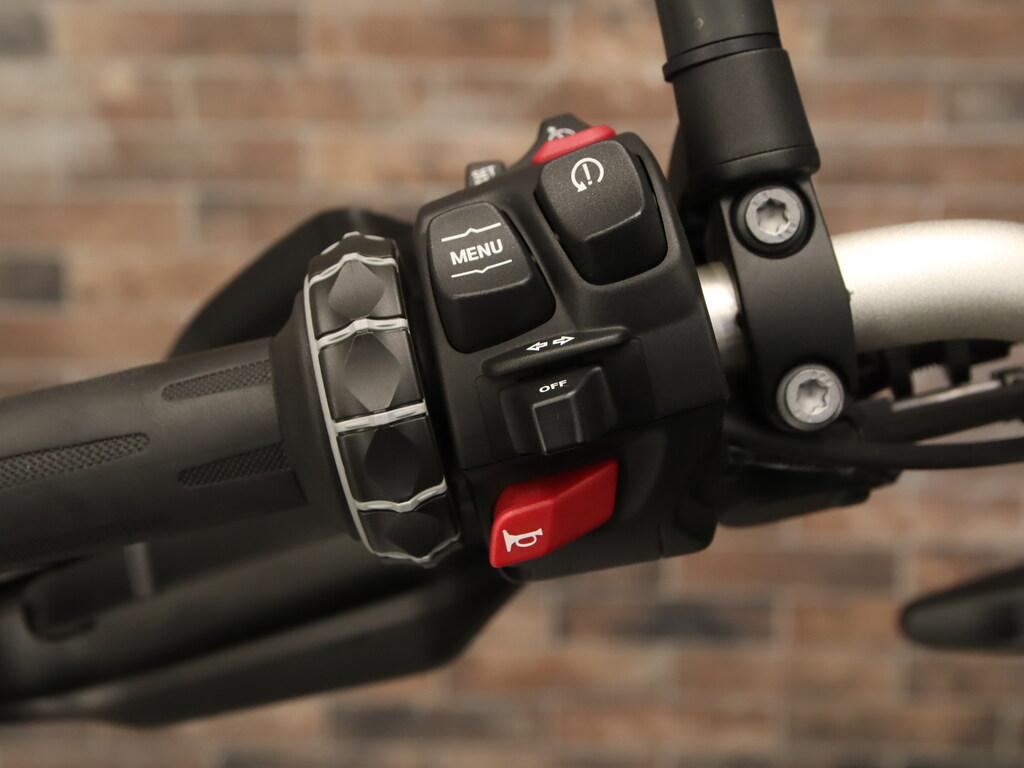 F 900 GS