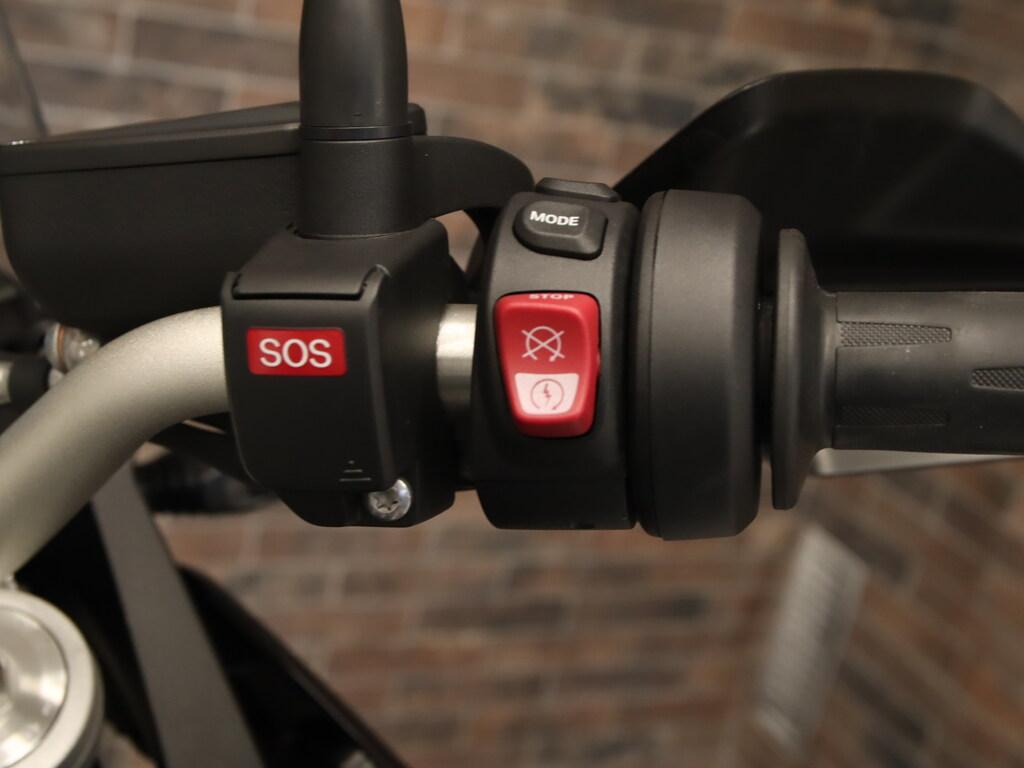 F 900 GS