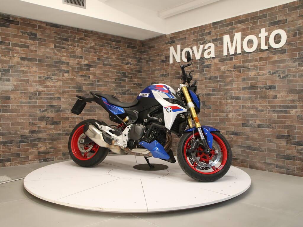 F 900 R