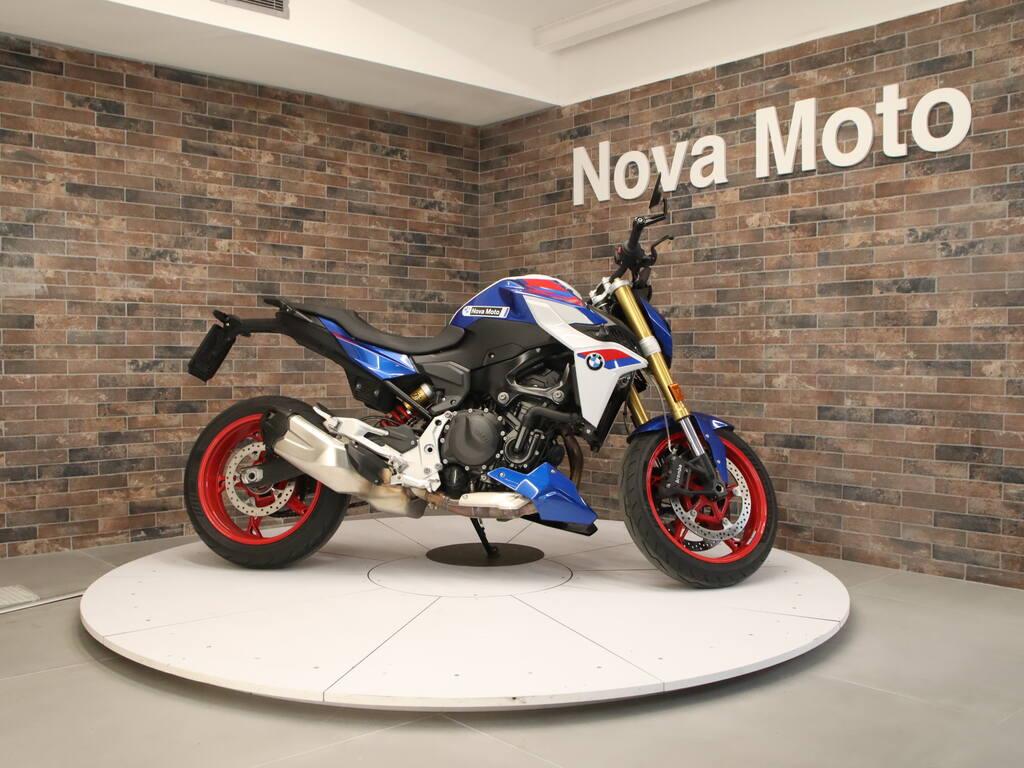 F 900 R