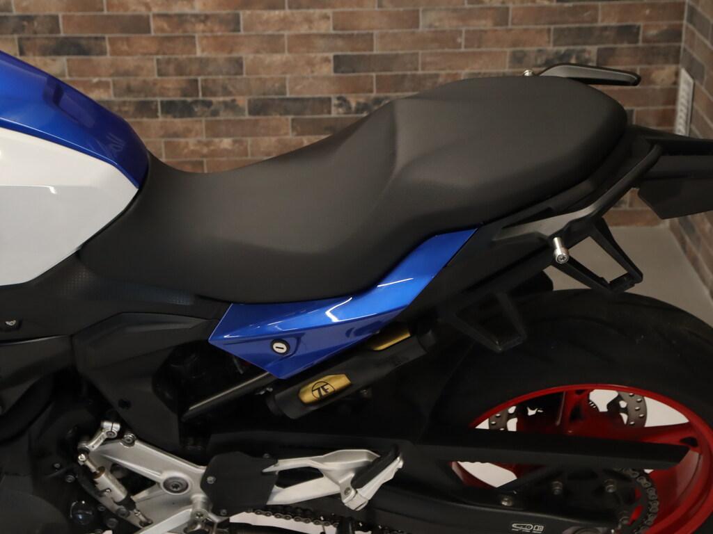 F 900 XR