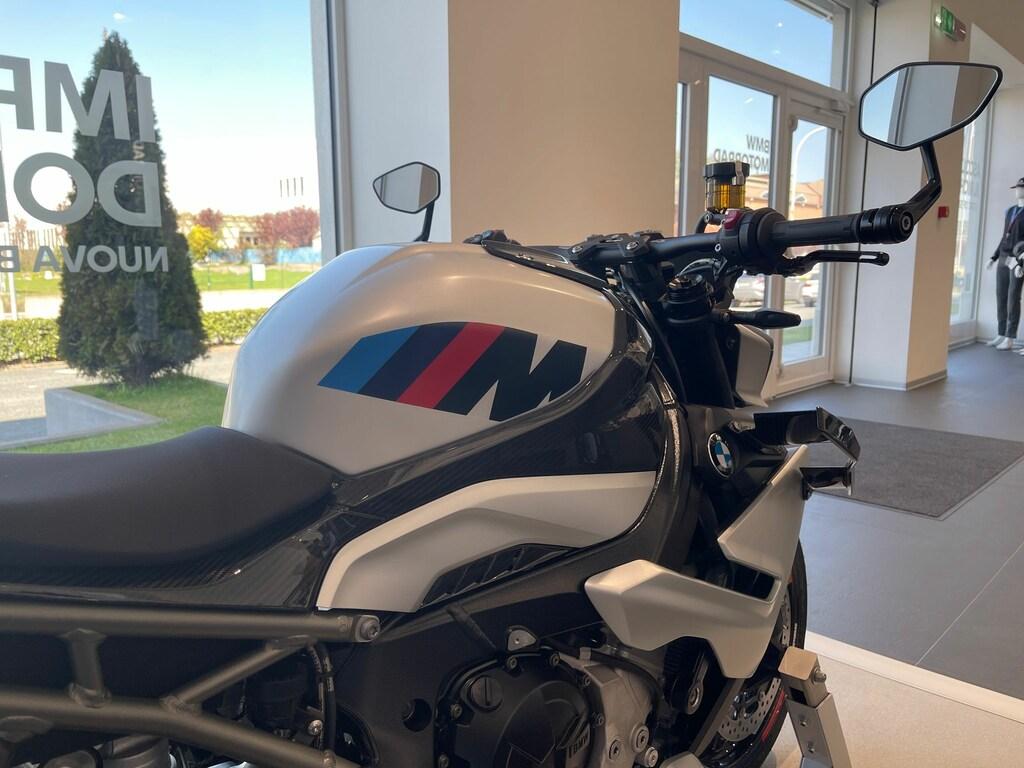 M 1000 R