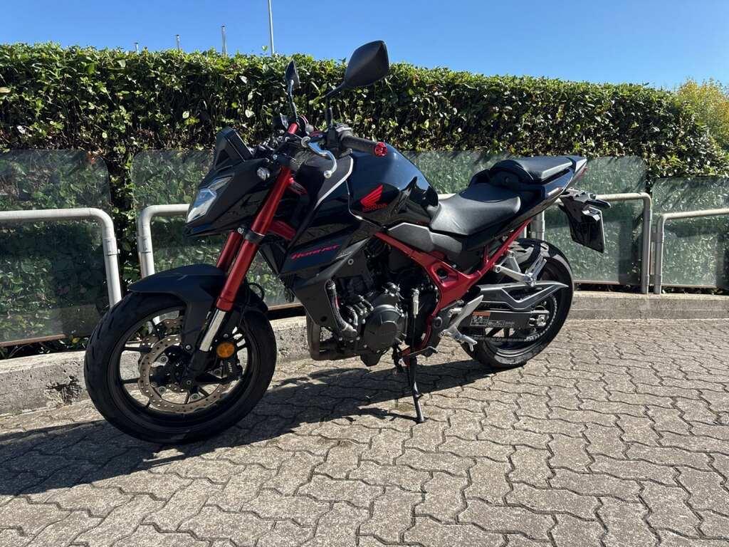 HORNET 750