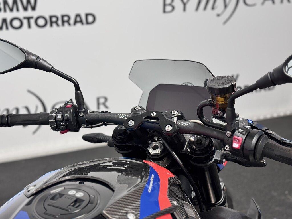 M 1000 R