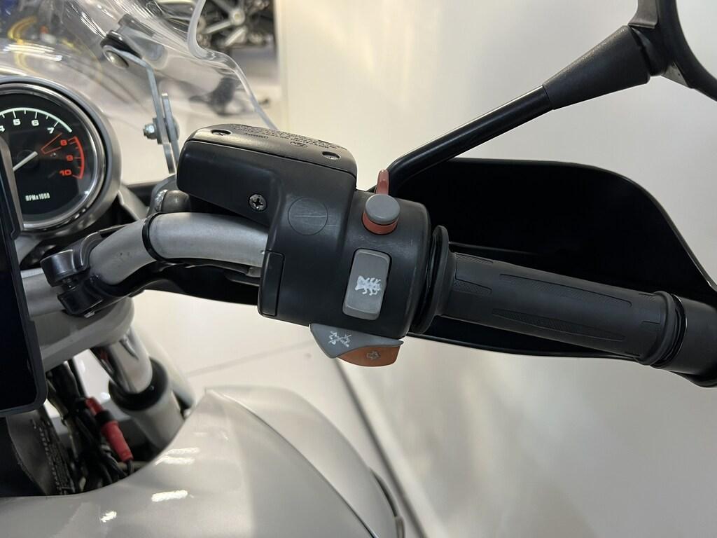 R 1150 R