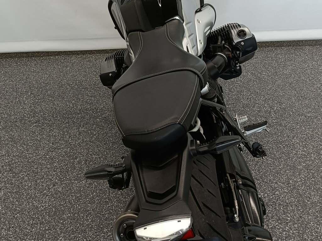 R 1200