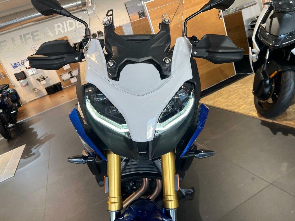 F 900 XR