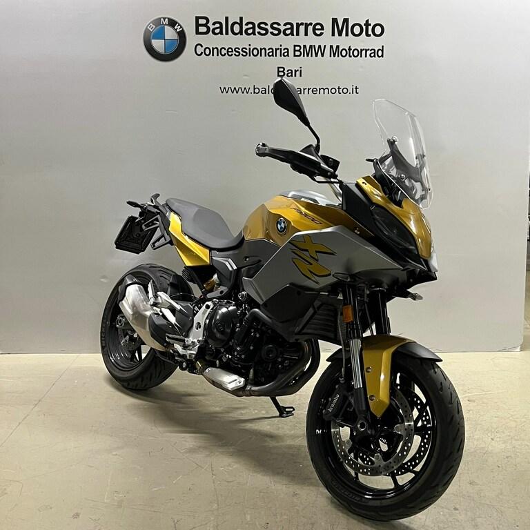F 900 XR