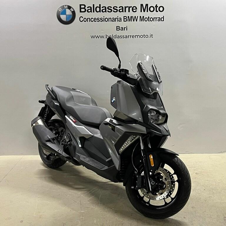 C 400 X