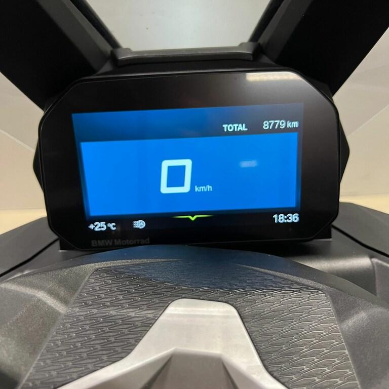 C 400 X