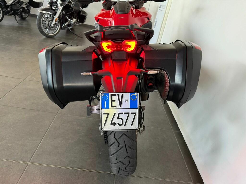 MULTISTRADA V4