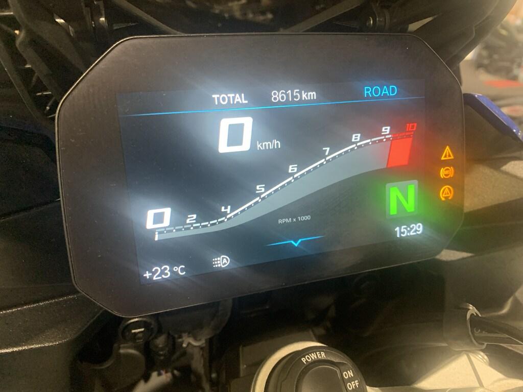 F 900 XR