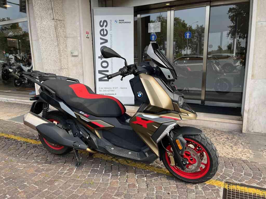 C 400 X