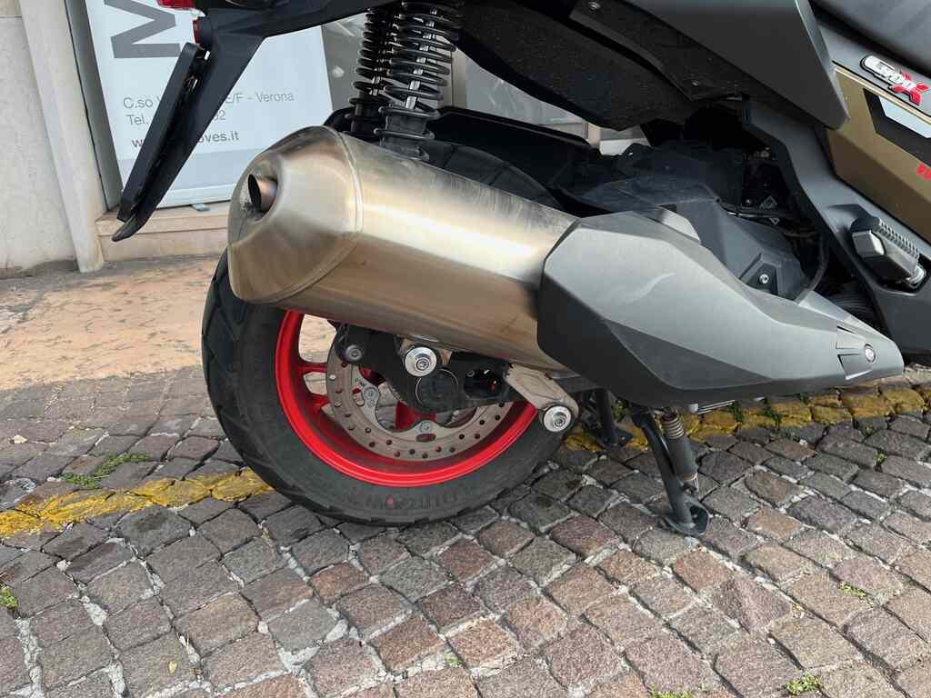 C 400 X