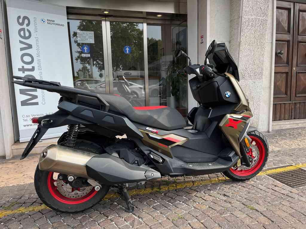 C 400 X