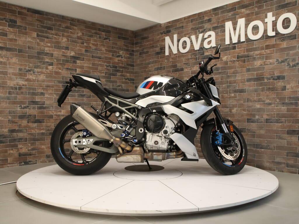 M 1000 R