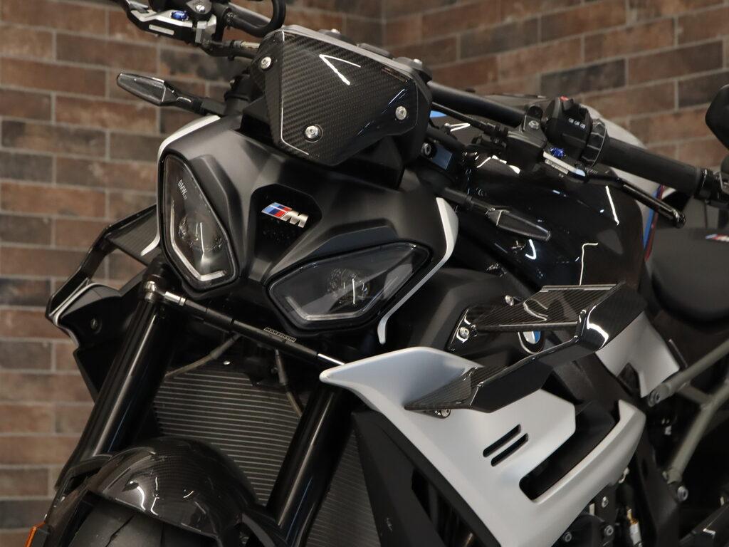 M 1000 R
