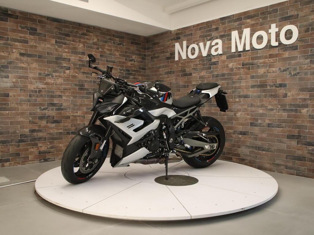M 1000 R