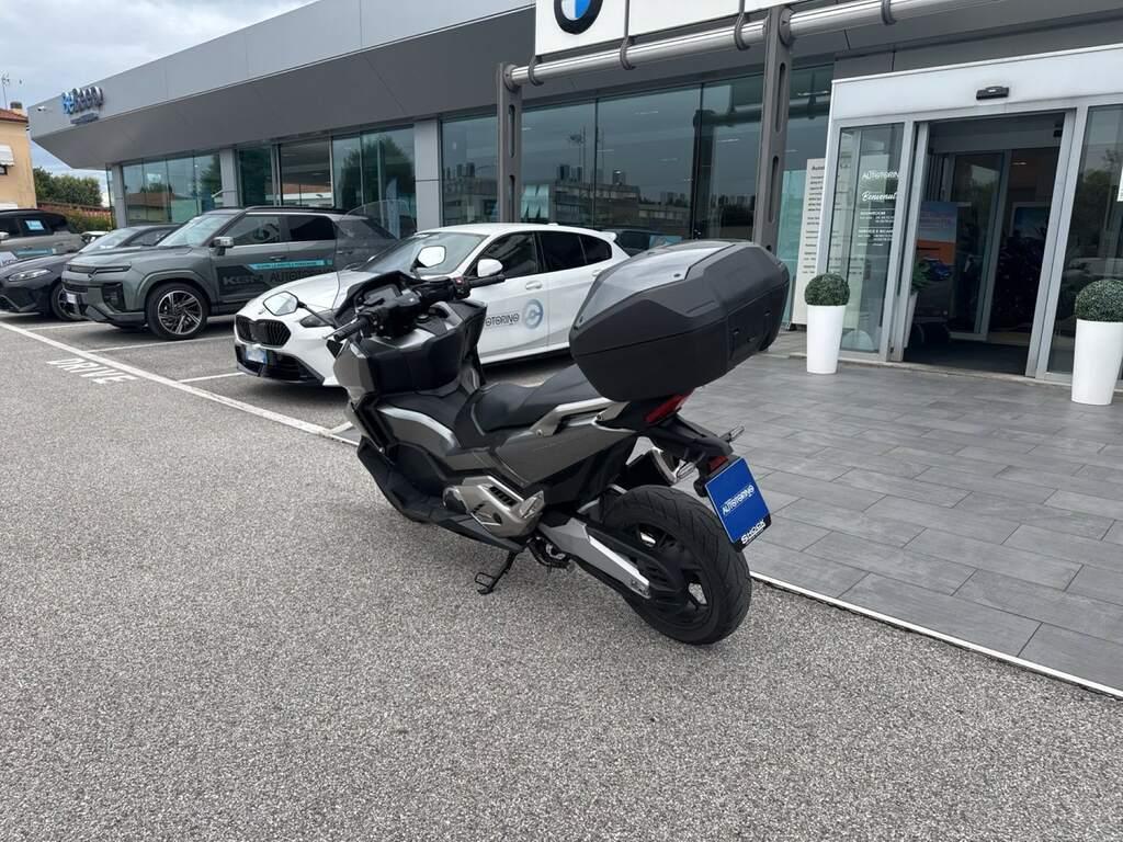 FORZA 750