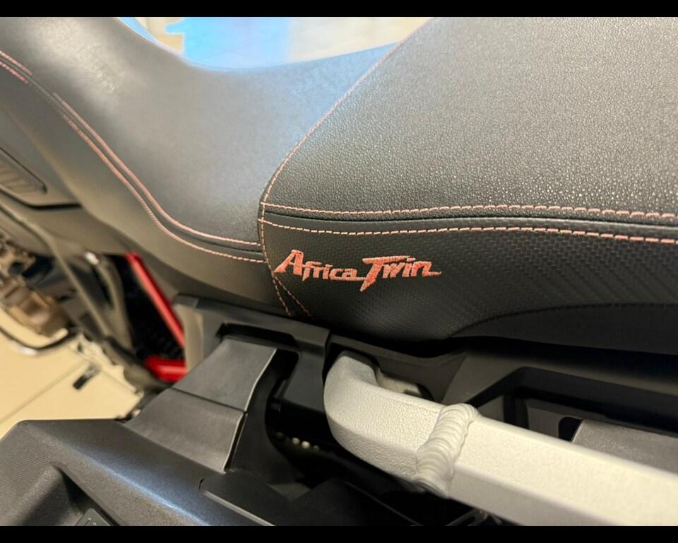 AFRICA TWIN 1100