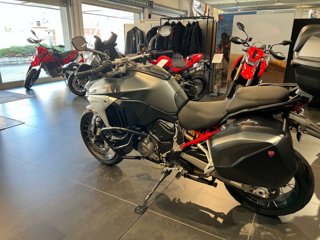 MULTISTRADA V4