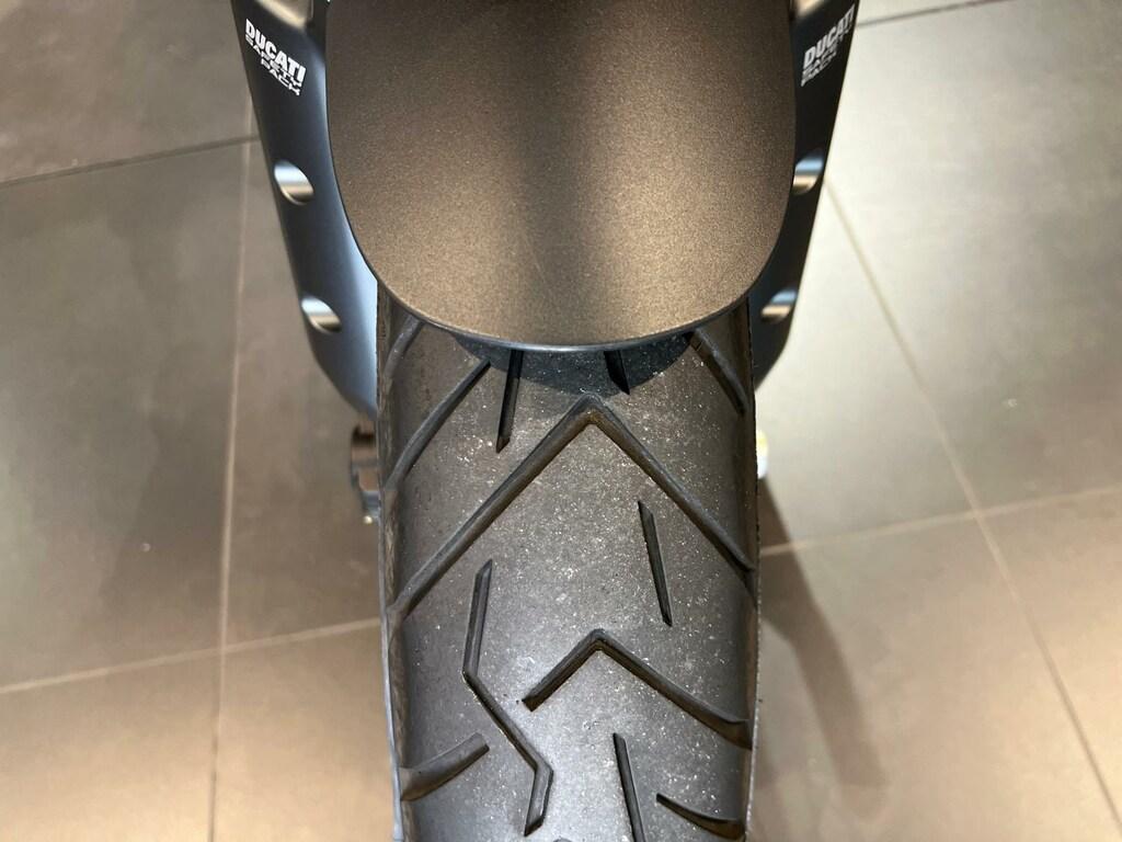 MULTISTRADA V4