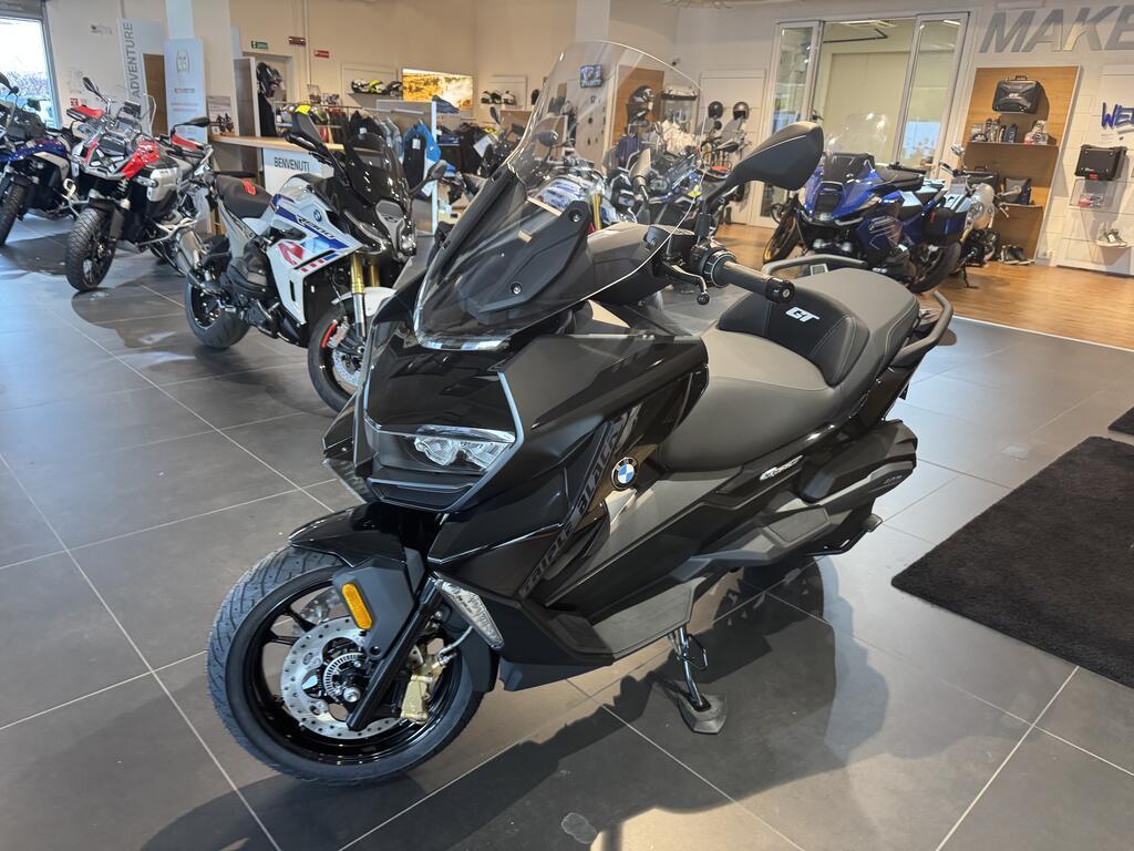 C 400 GT