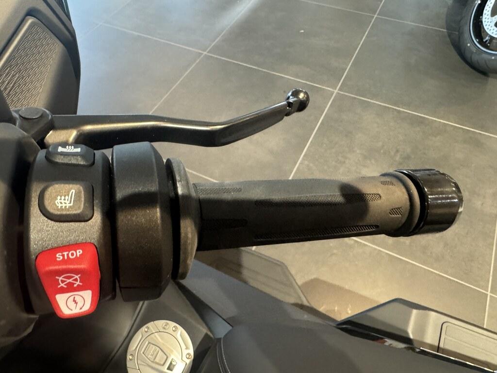 C 400 GT