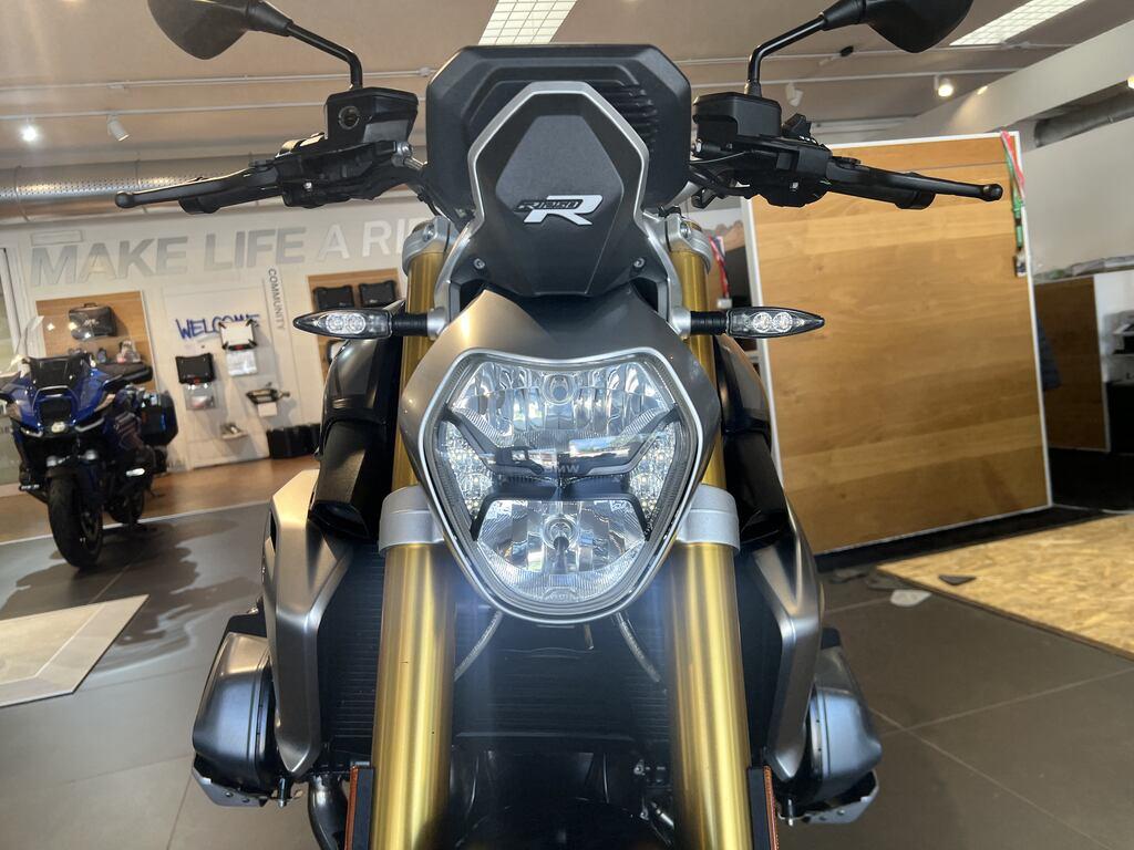 R 1250 R