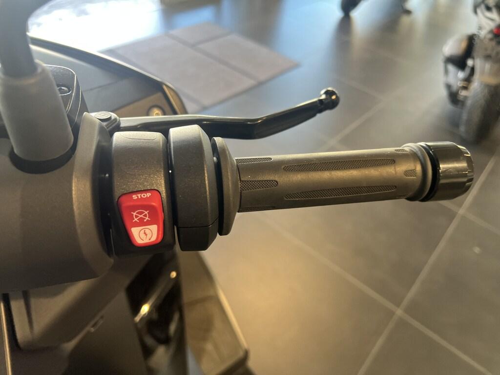 C 400 GT