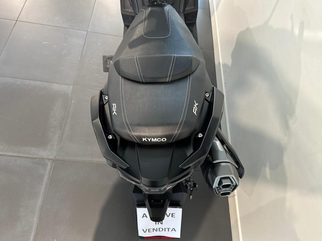 AK 550