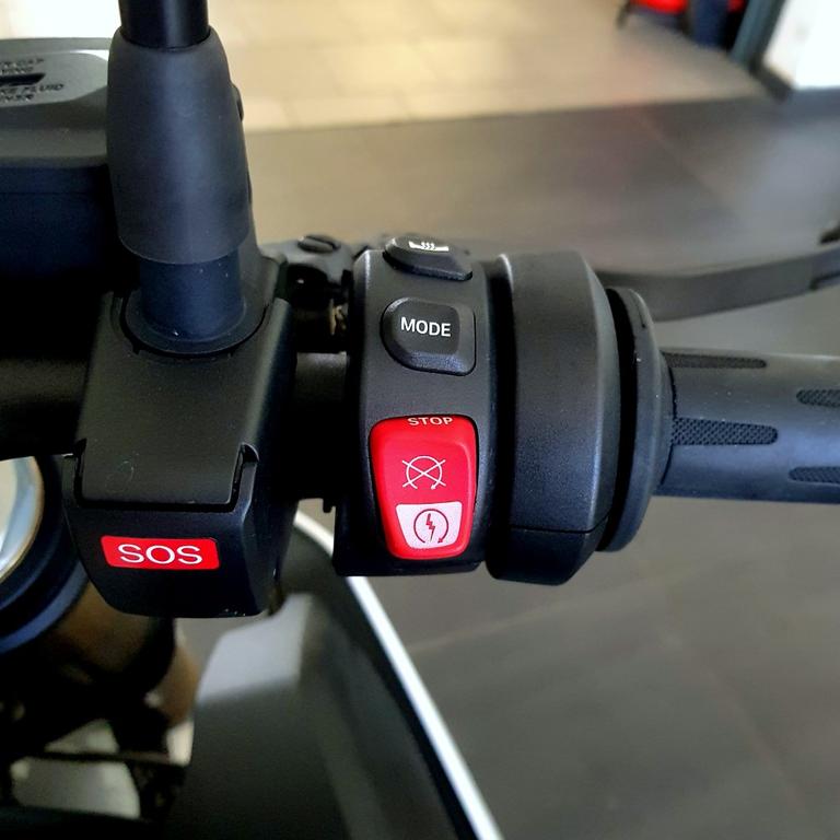 S 1000 R