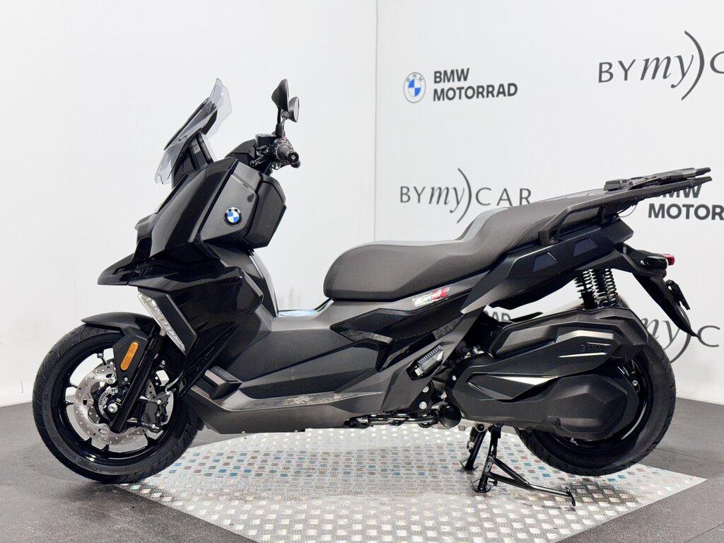 C 400 X