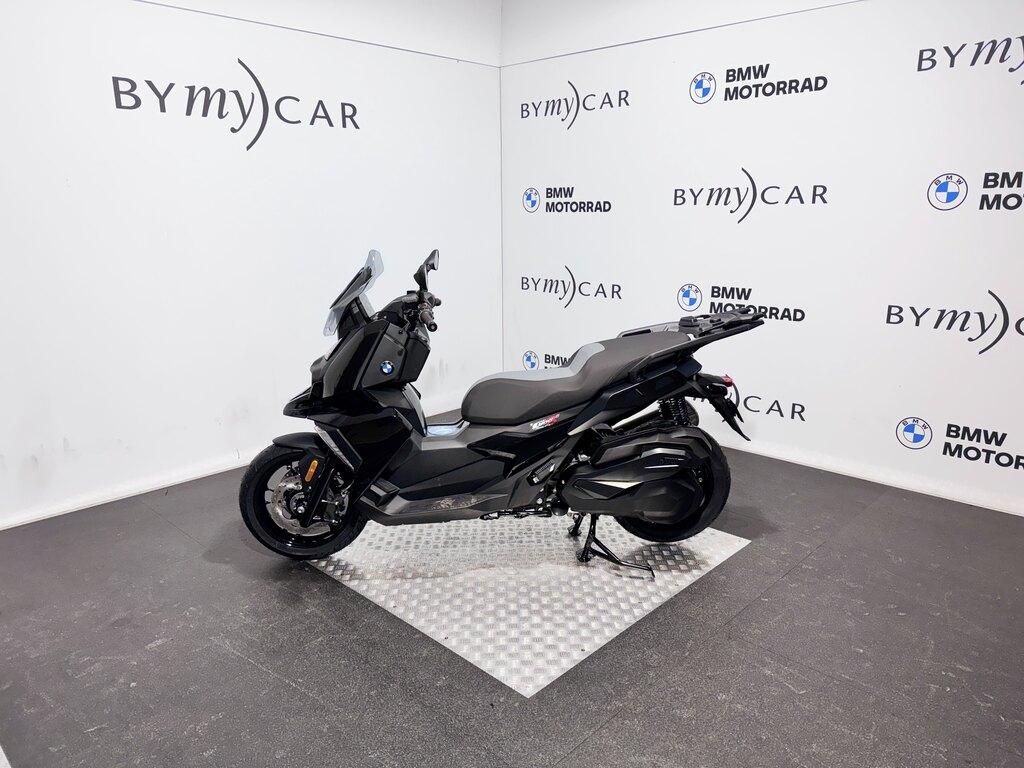 C 400 X