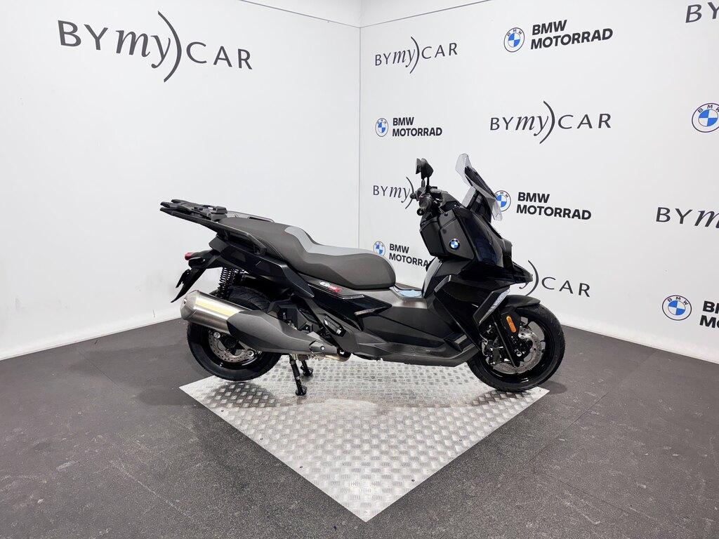 C 400 X