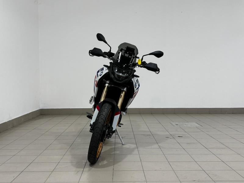 F 900 GS