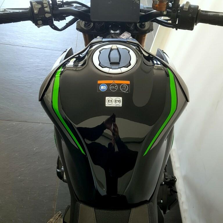 Z 900