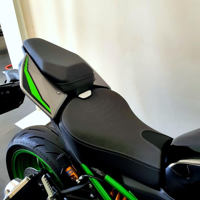 Z 900