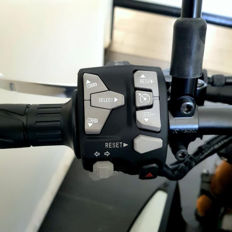 Z 900