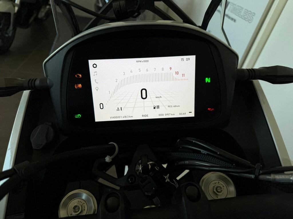 X CAPE 650