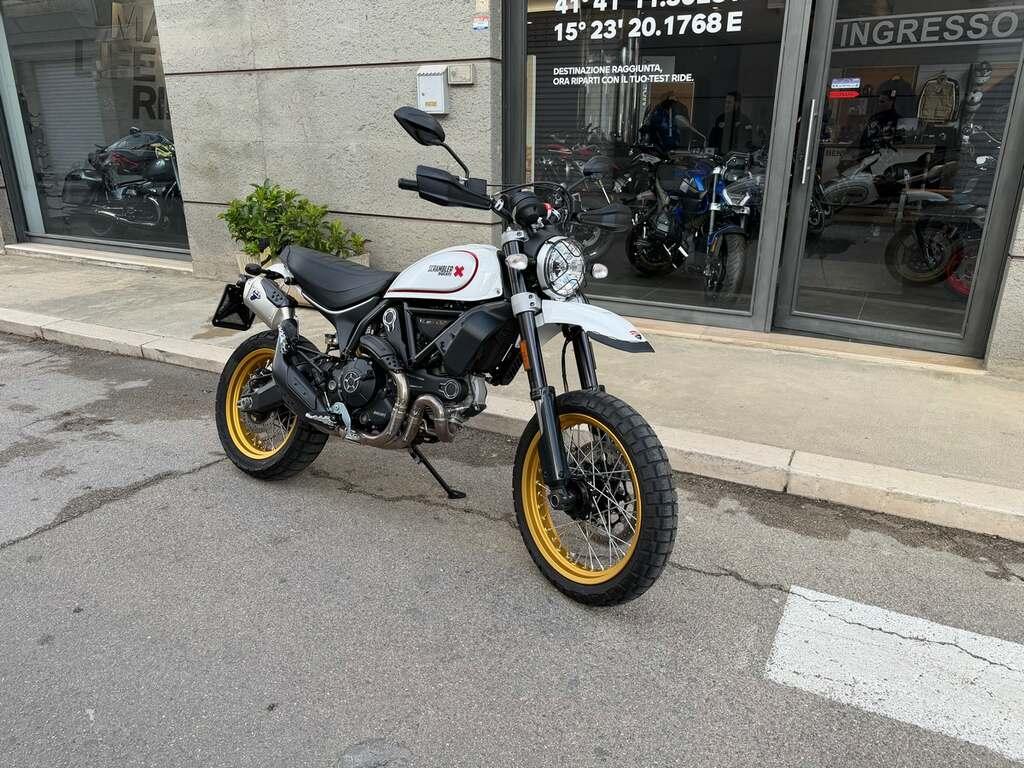 SCRAMBLER 800