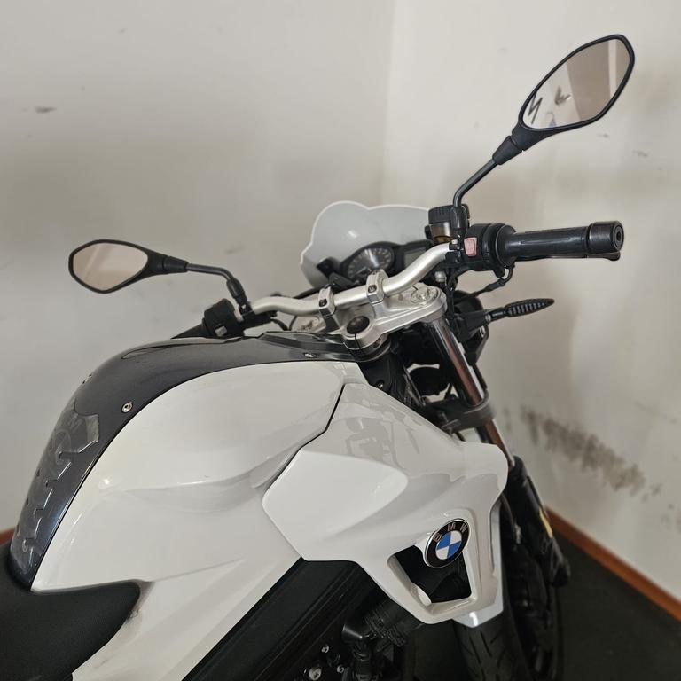 F 800 R