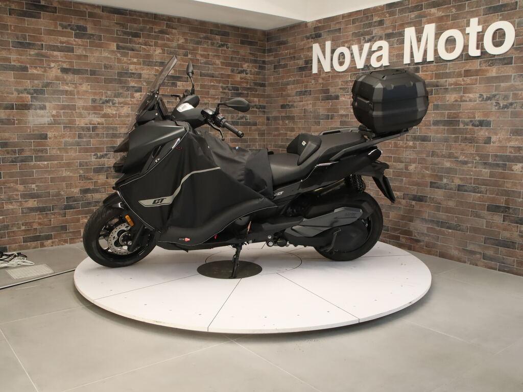 C 400 GT
