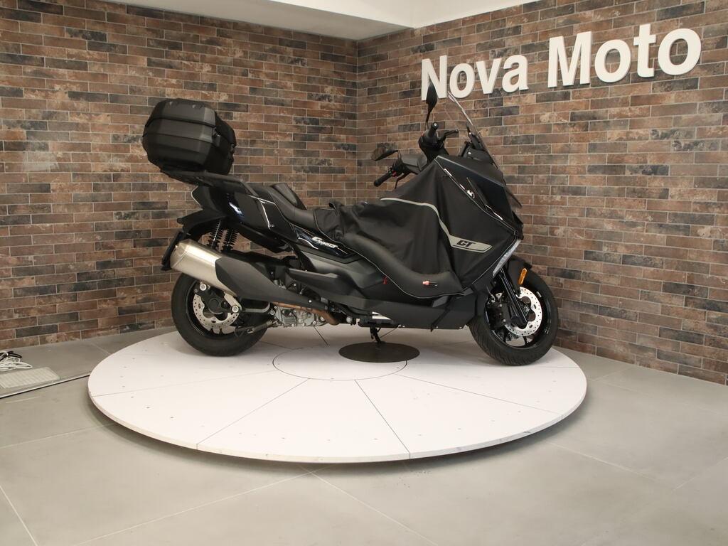 C 400 GT