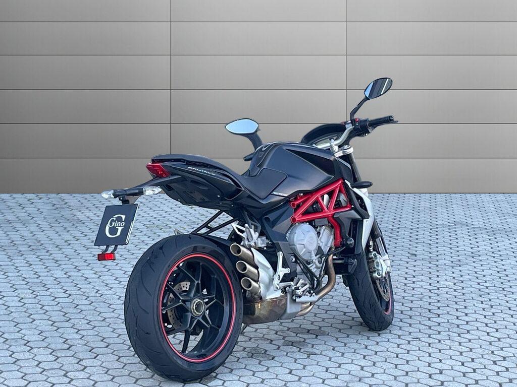 BRUTALE 675