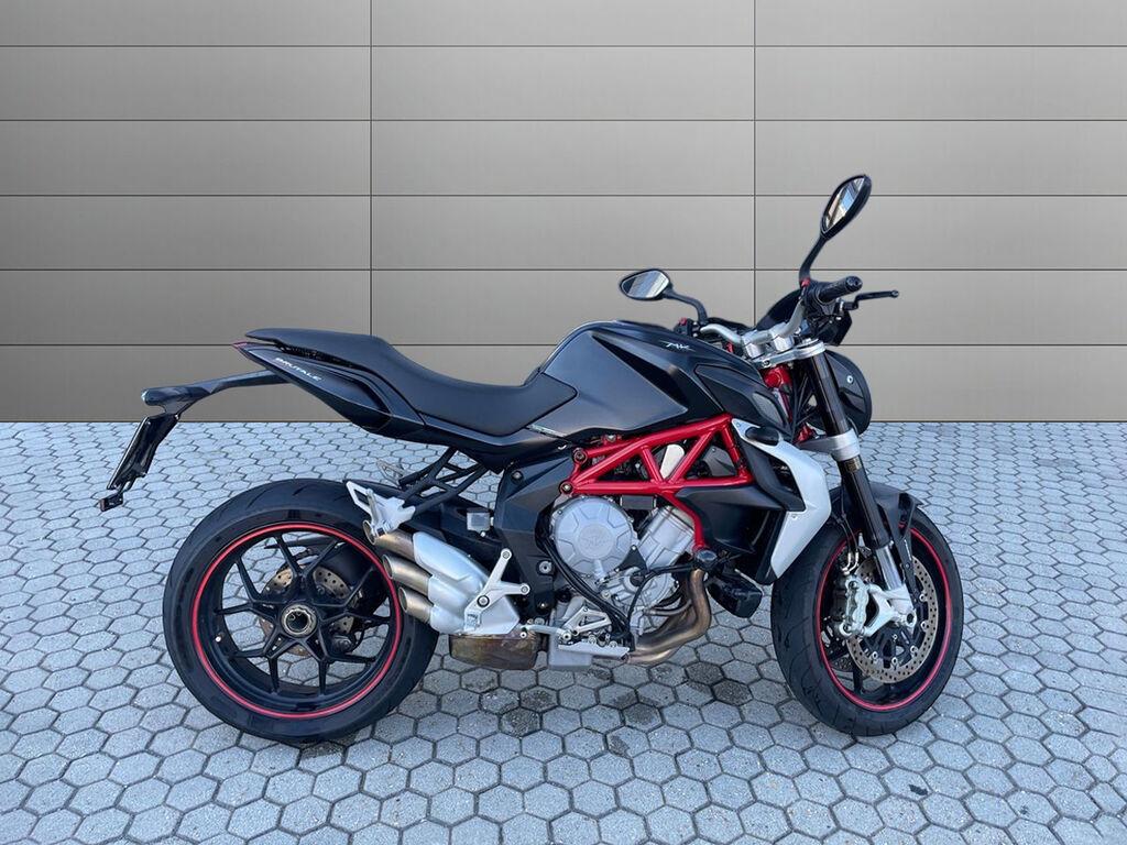 BRUTALE 675