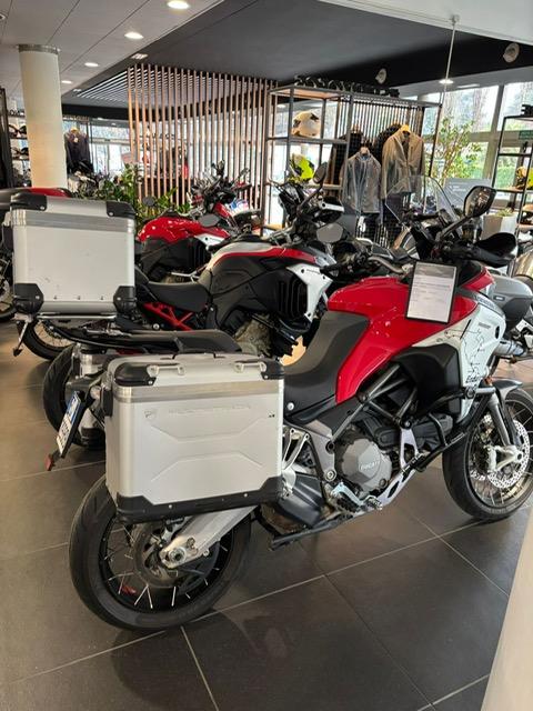 MULTISTRADA 1200 ENDURO