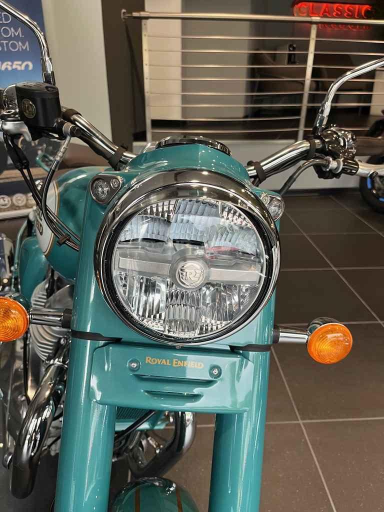 CLASSIC 650