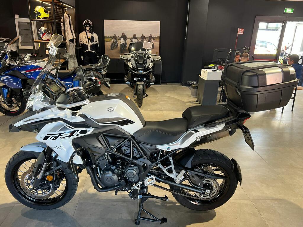 TRK 502