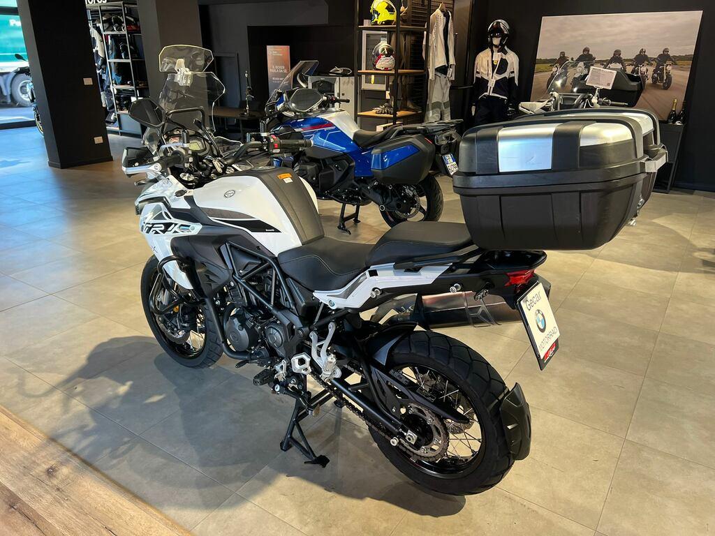 TRK 502
